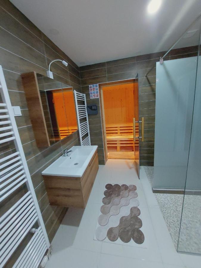 Apartments Natural And Bungalows 2 Saraievo Exterior foto