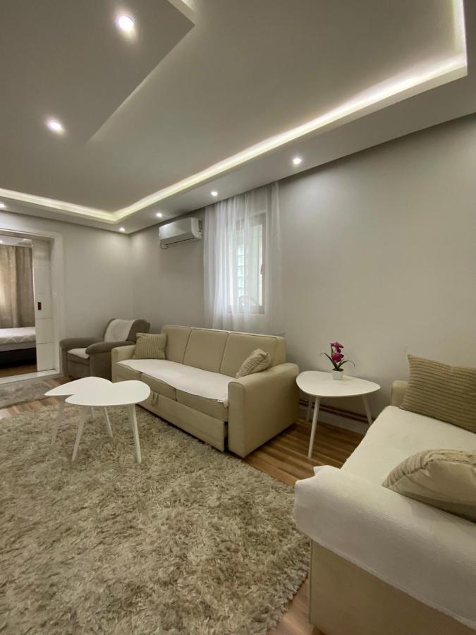 Apartments Natural And Bungalows 2 Saraievo Exterior foto