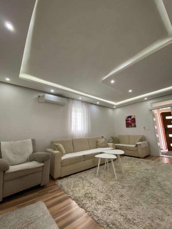 Apartments Natural And Bungalows 2 Saraievo Exterior foto