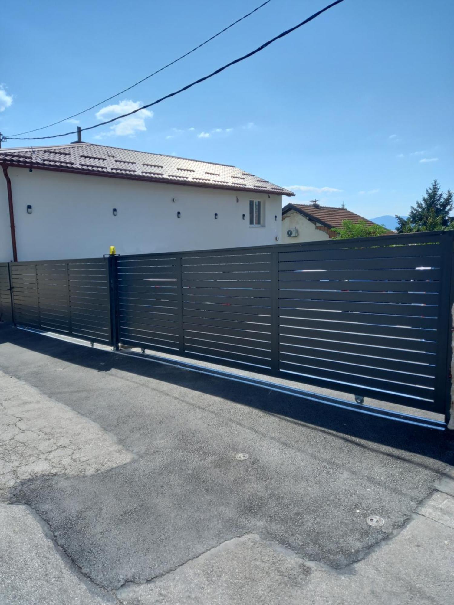 Apartments Natural And Bungalows 2 Saraievo Exterior foto