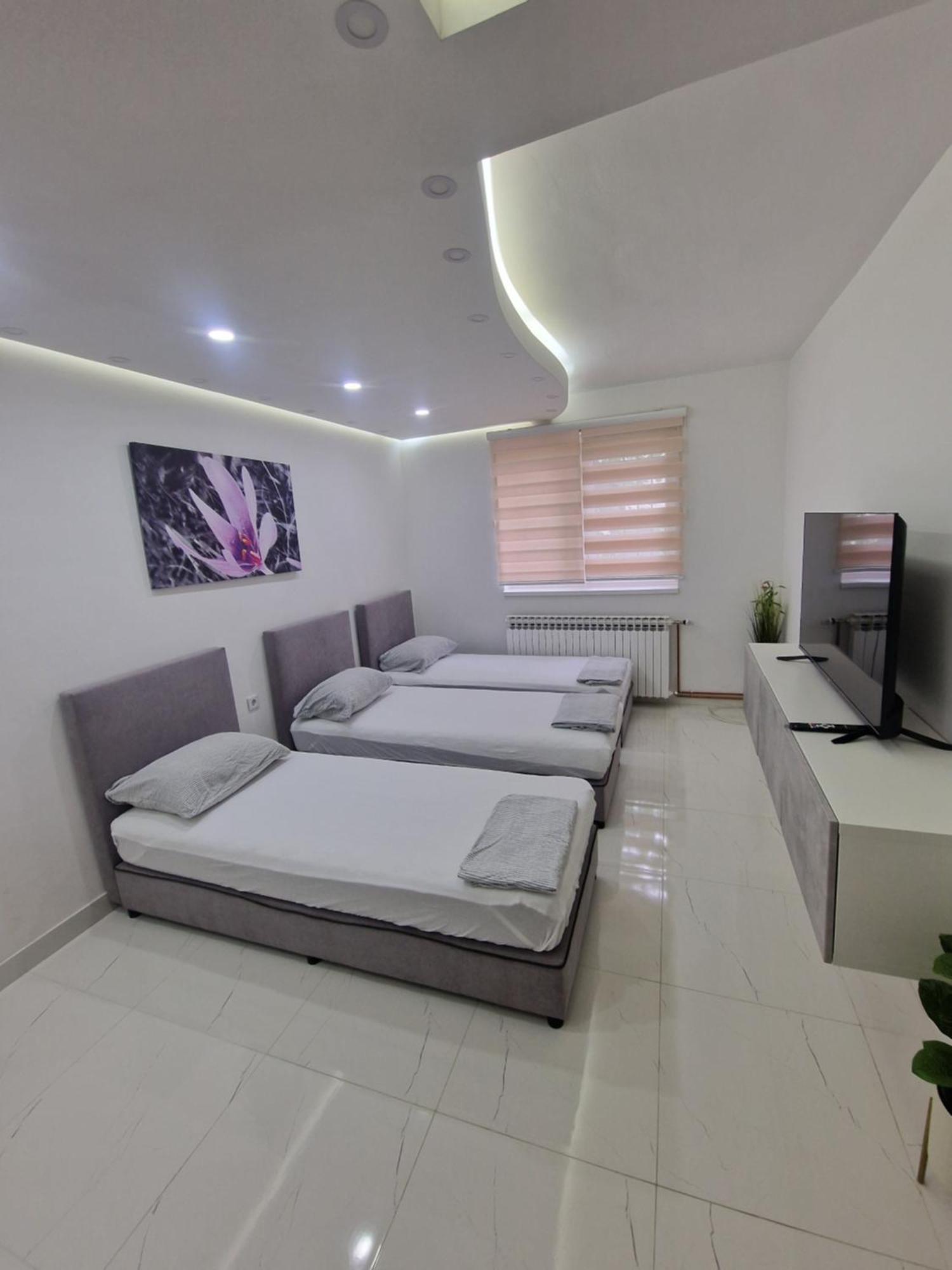 Apartments Natural And Bungalows 2 Saraievo Exterior foto