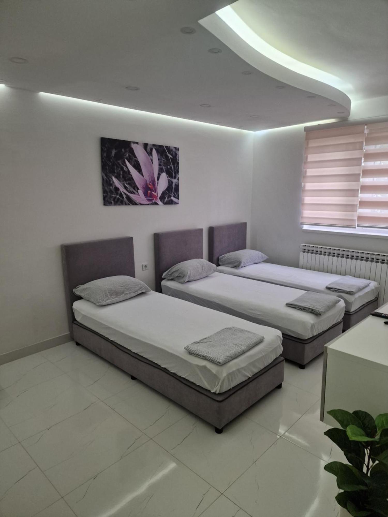 Apartments Natural And Bungalows 2 Saraievo Exterior foto