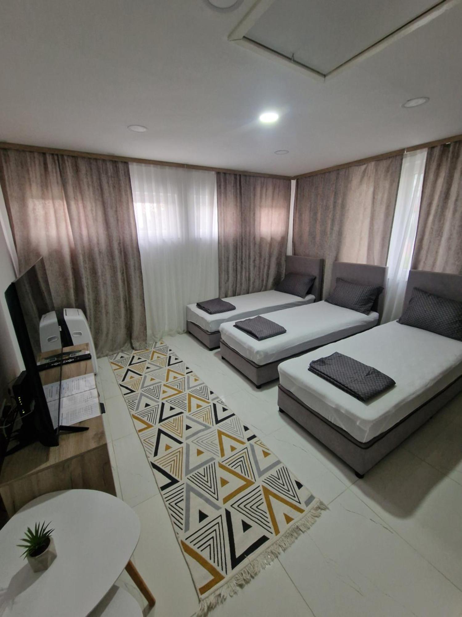 Apartments Natural And Bungalows 2 Saraievo Exterior foto
